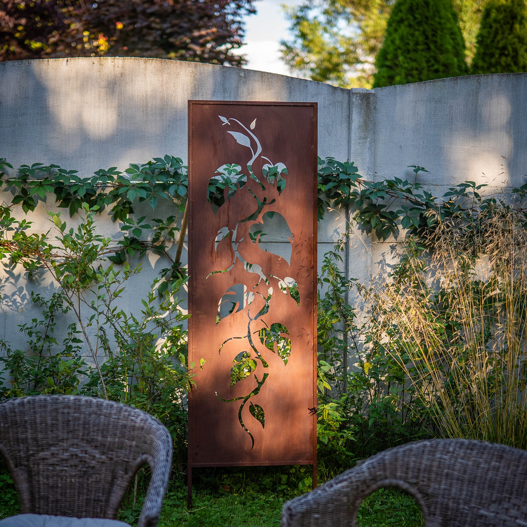Sichtschutz Gartenpaneel Metall – Motiv Laubkletterpflanze, 160 × 50 cm