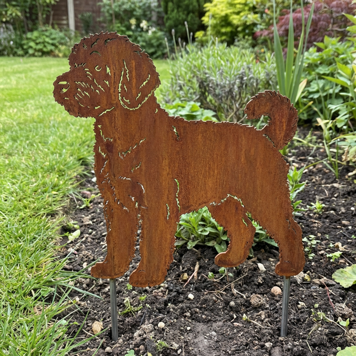 Edelrost Gartenstecker Labradoodle – Hundesilhouette aus Metall, 36 cm