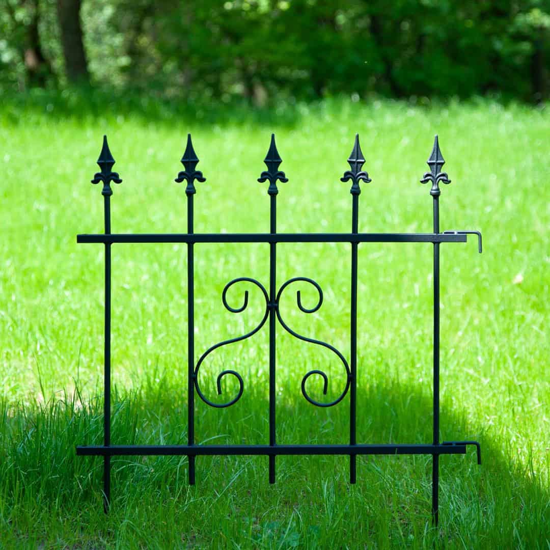 Gartenzaun Element Metall Schwarz – Beeteinfassung mit Muster, 66 × 75 cm