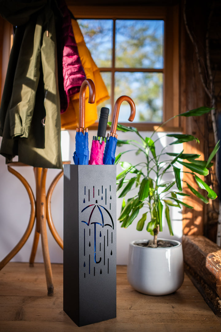 Metal Umbrella Stand – Umbrella Holder with Leaf Motif