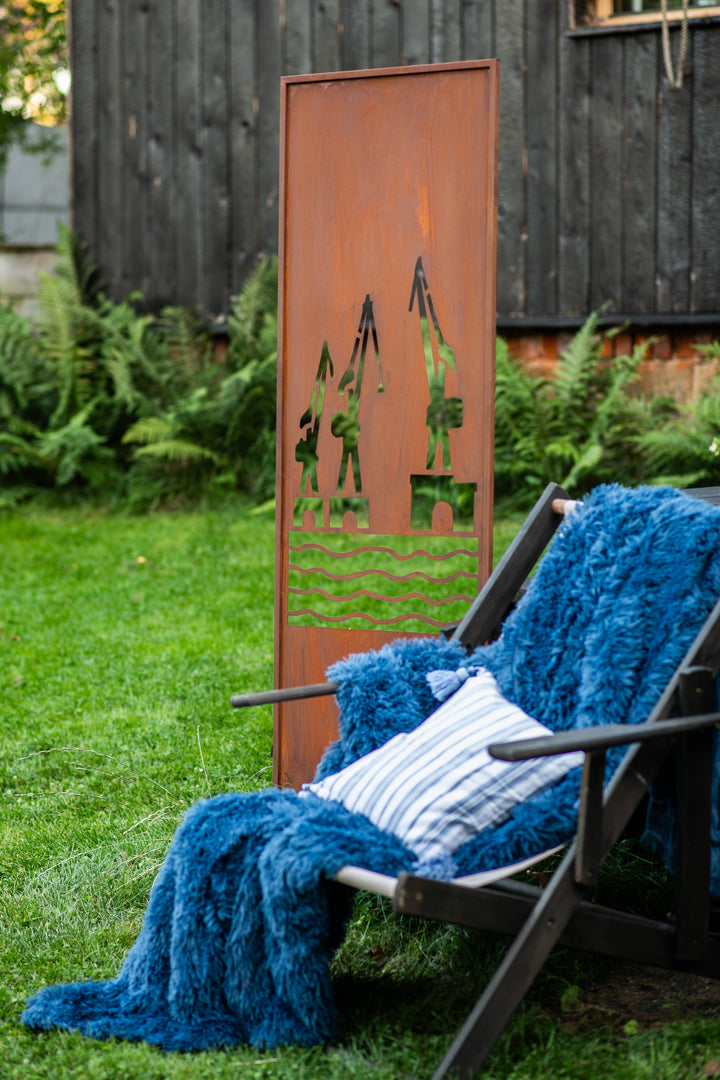 Sichtschutz Gartenpaneel Metall – Motiv Werft, 160 × 50 cm