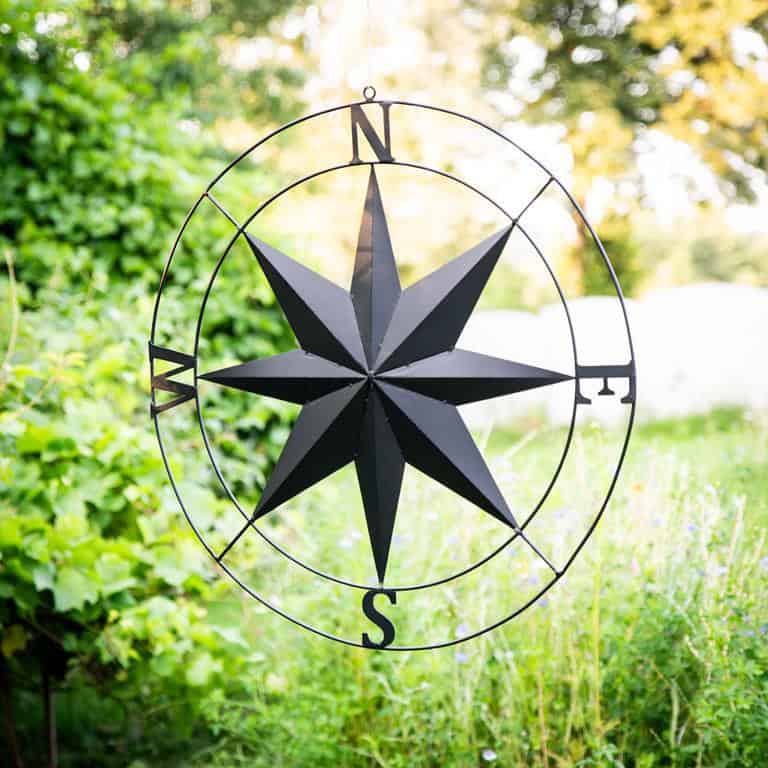 Wanddekoration „Windrose“ aus Metall – Moderne Wandskulptur in Schwarz