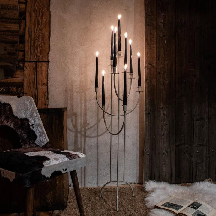 Hoher Kerzenhalter LOFT aus Metall – Hellgrau, 108 cm