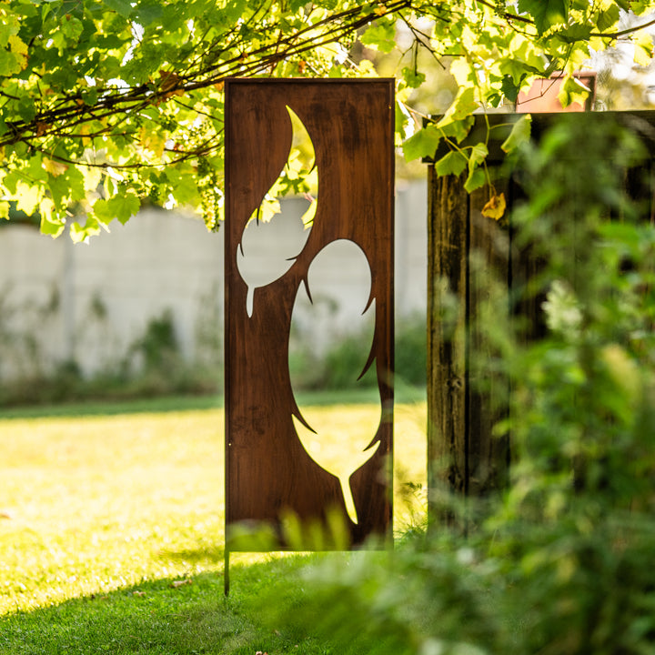 Sichtschutz Gartenpaneel Metall – Motiv Zwei Federn, 160 × 50 cm