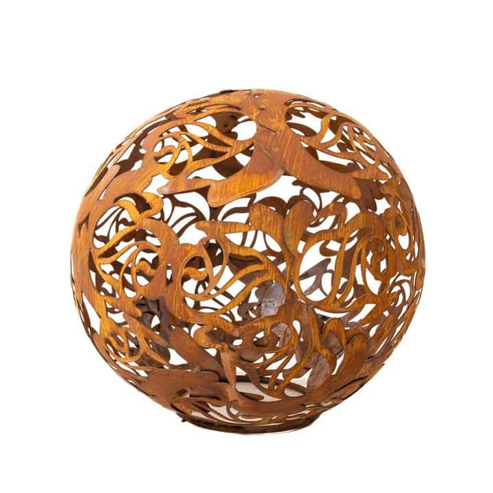 Gartenkugel "Rosenranke" – Rost-Deko aus Stahl mit Rosen-Ornament