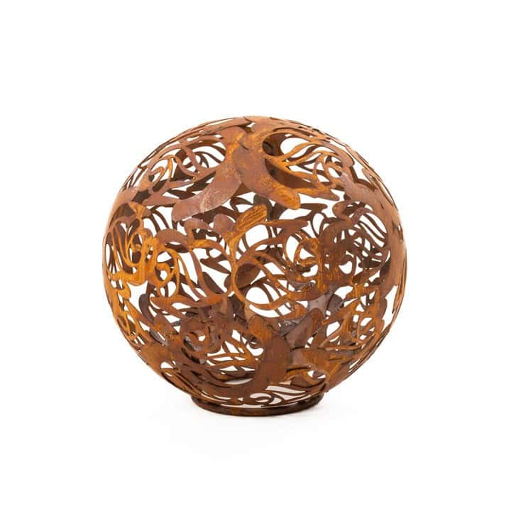 Gartenkugel "Rosenranke" – Rost-Deko aus Stahl mit Rosen-Ornament