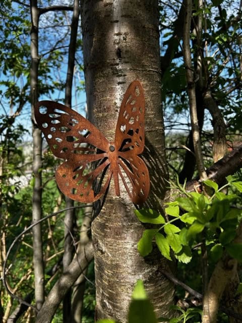 Metallischer Garten Schmetterling