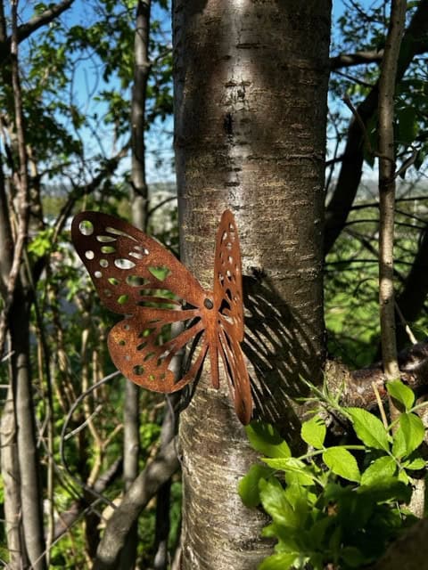 Metallischer Garten Schmetterling