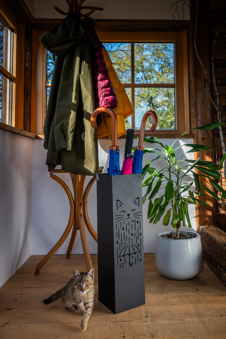 Metal Umbrella Stand – Umbrella Holder with Leaf Motif