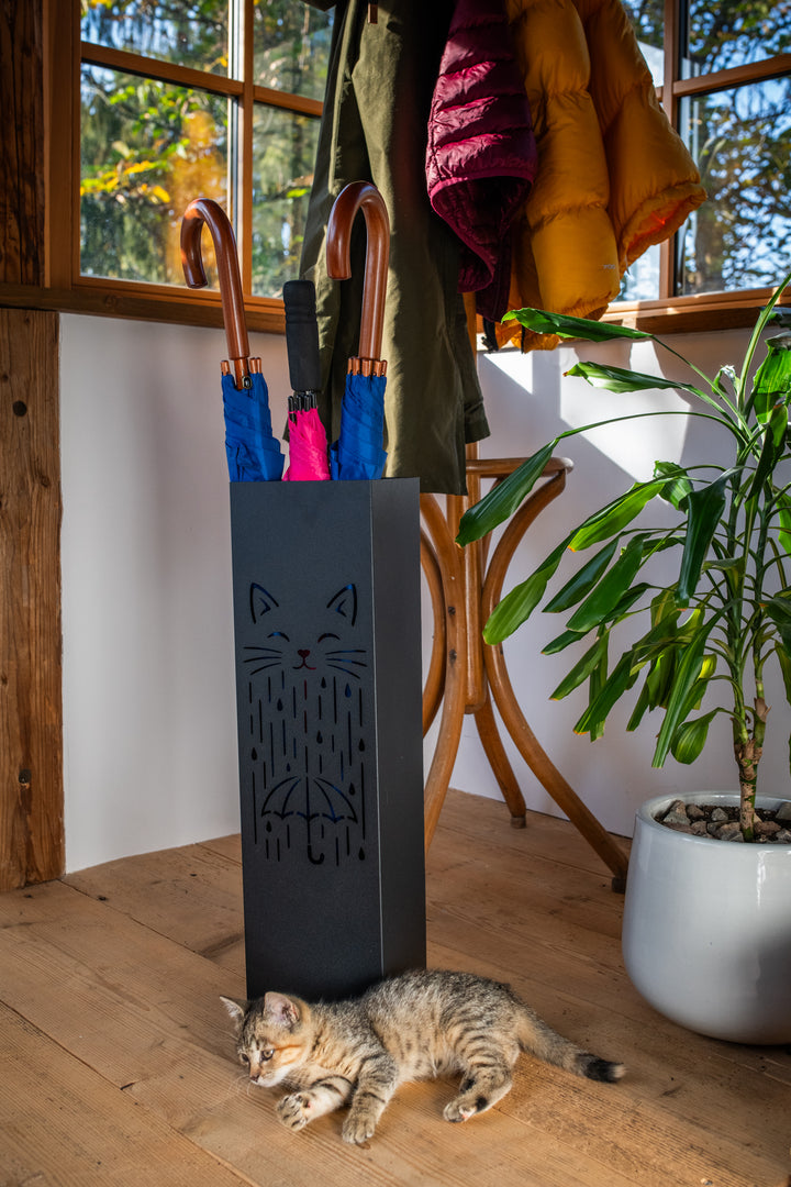 Metal Umbrella Stand – Umbrella Holder with Leaf Motif