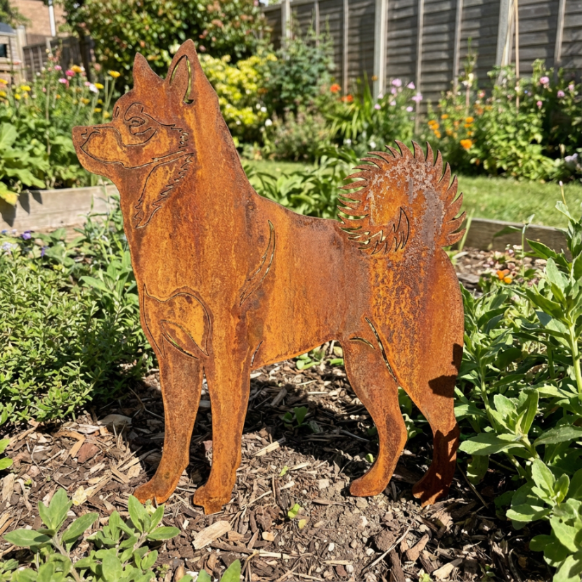 Edelrost Gartenstecker Shiba Inu – Hundesilhouette aus Metall, 37 cm