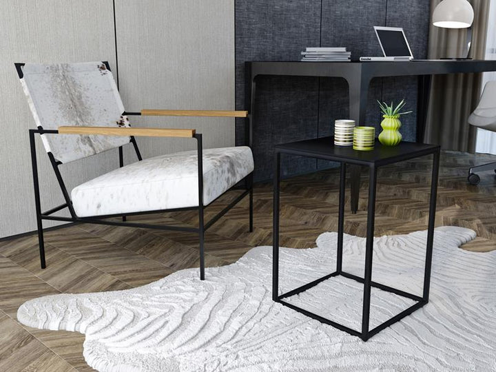 Beistelltisch Schwarz aus Stahl – minimalistischer Metalltisch