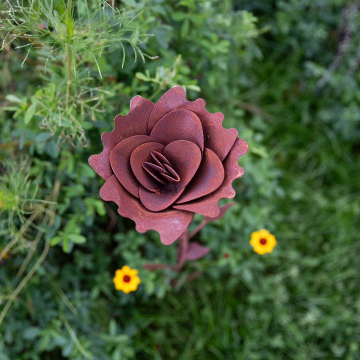 Edelrost Gartenstecker Blume – Gartendeko aus Metall