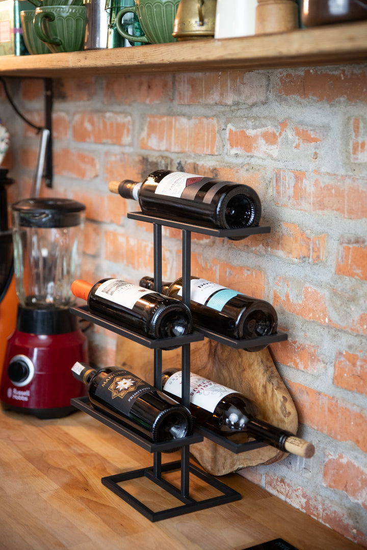 Freistehendes Weinregal aus Metall – Flaschenhalter für 5 Flaschen, 42 cm