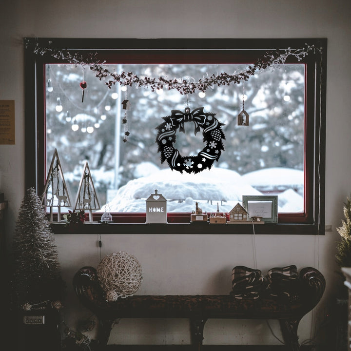 Dekorativer Weihnachtskranz – Metallkranz für Tür oder Fenster