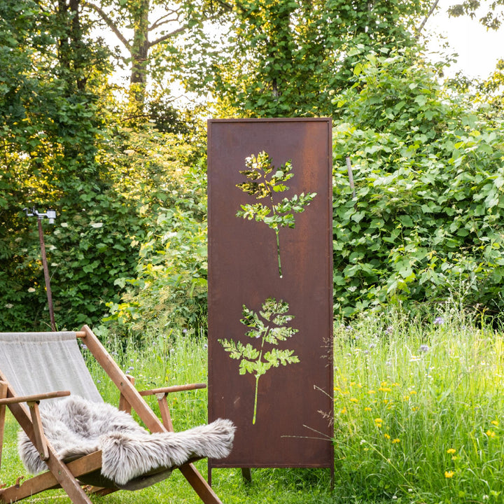Sichtschutz Gartenpaneel Metall – Motiv Blumen, 160 × 50 cm