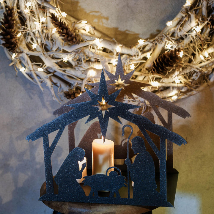 Weihnachtskrippe aus Metall – stilvolle Weihnachtsdekoration