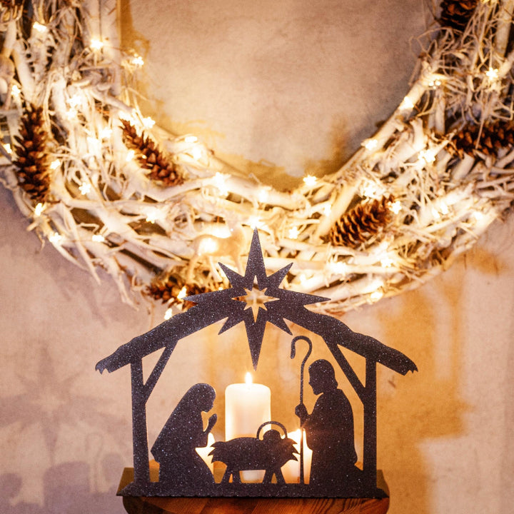 Weihnachtskrippe aus Metall – stilvolle Weihnachtsdekoration