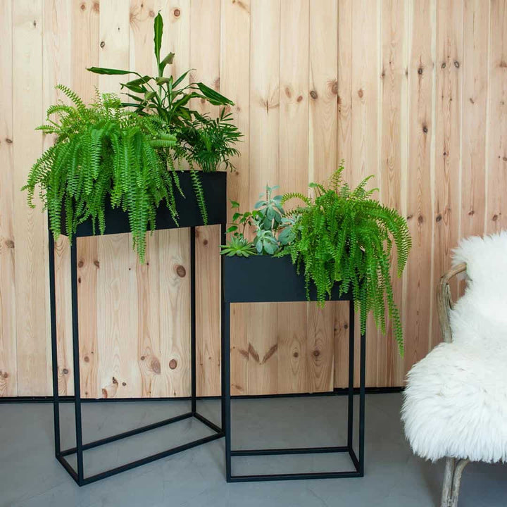 Pflanzenständer LOFT aus Metall – Schwarz, für Innen & Terrasse