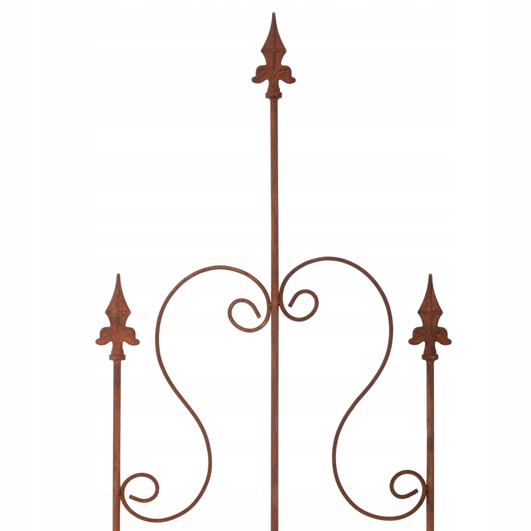 Staudenhalter aus Metall – Blumenhalter und Pflanzenstütze