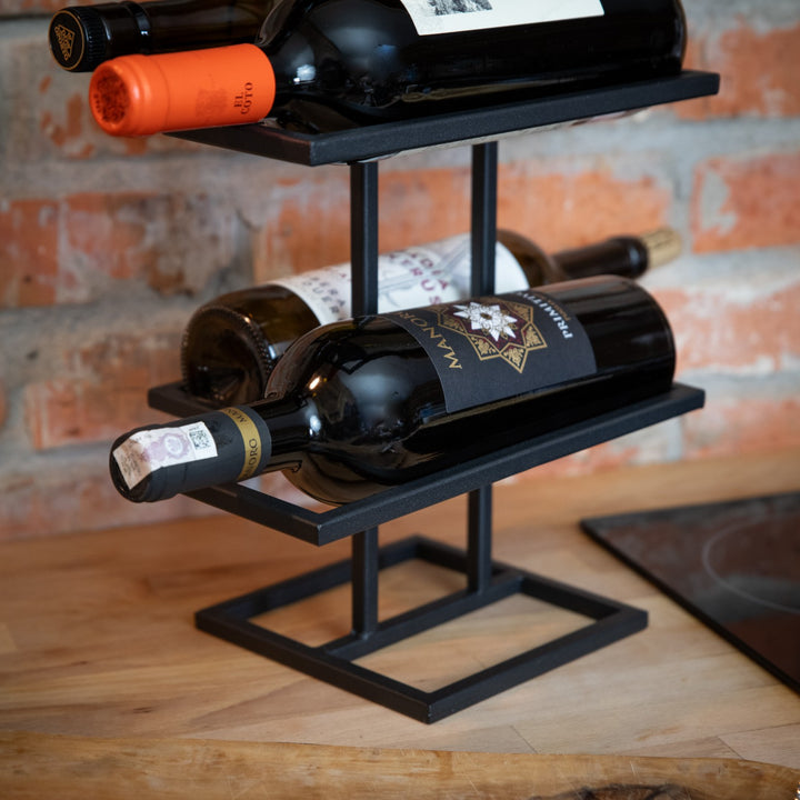 Freistehendes Weinregal aus Metall – Flaschenhalter für 5 Flaschen, 42 cm