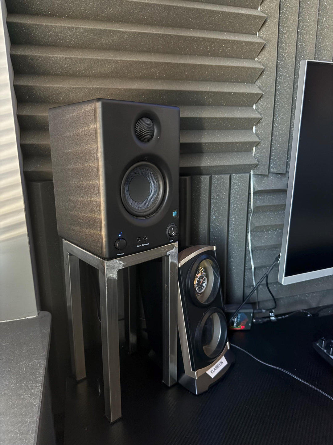 Stabile Lautsprecherständer aus Metall für optimale Klangbedingungen JBL Dali...