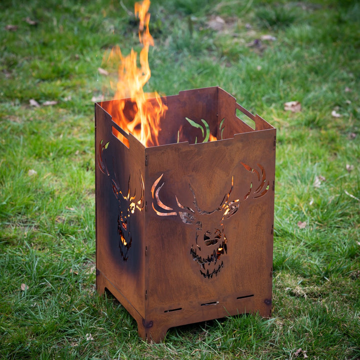 Feuerstelle aus Metall in Rostoptik mit Hirschmotiv, 2mm