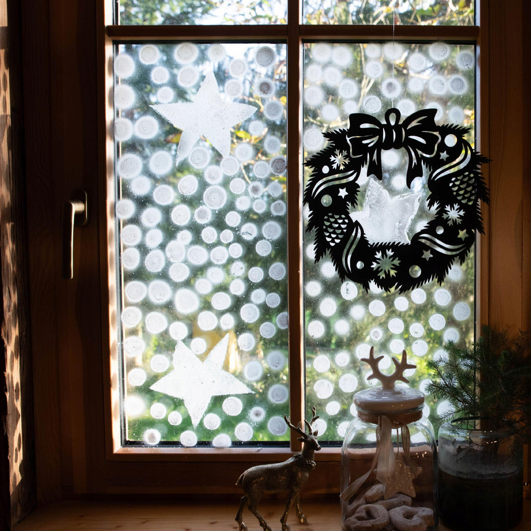 Dekorativer Weihnachtskranz – Metallkranz für Tür oder Fenster