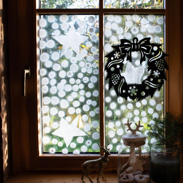 Dekorativer Weihnachtskranz – Metallkranz für Tür oder Fenster