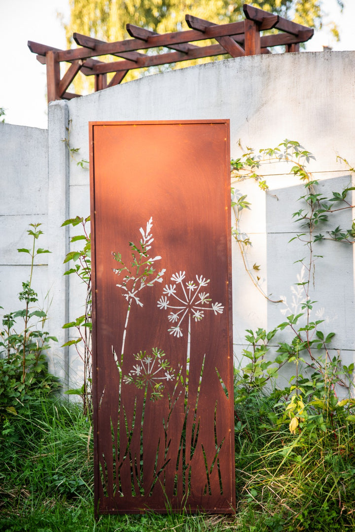 Sichtschutz Gartenpaneel Metall – Motiv Blumen, 160 × 50 cm
