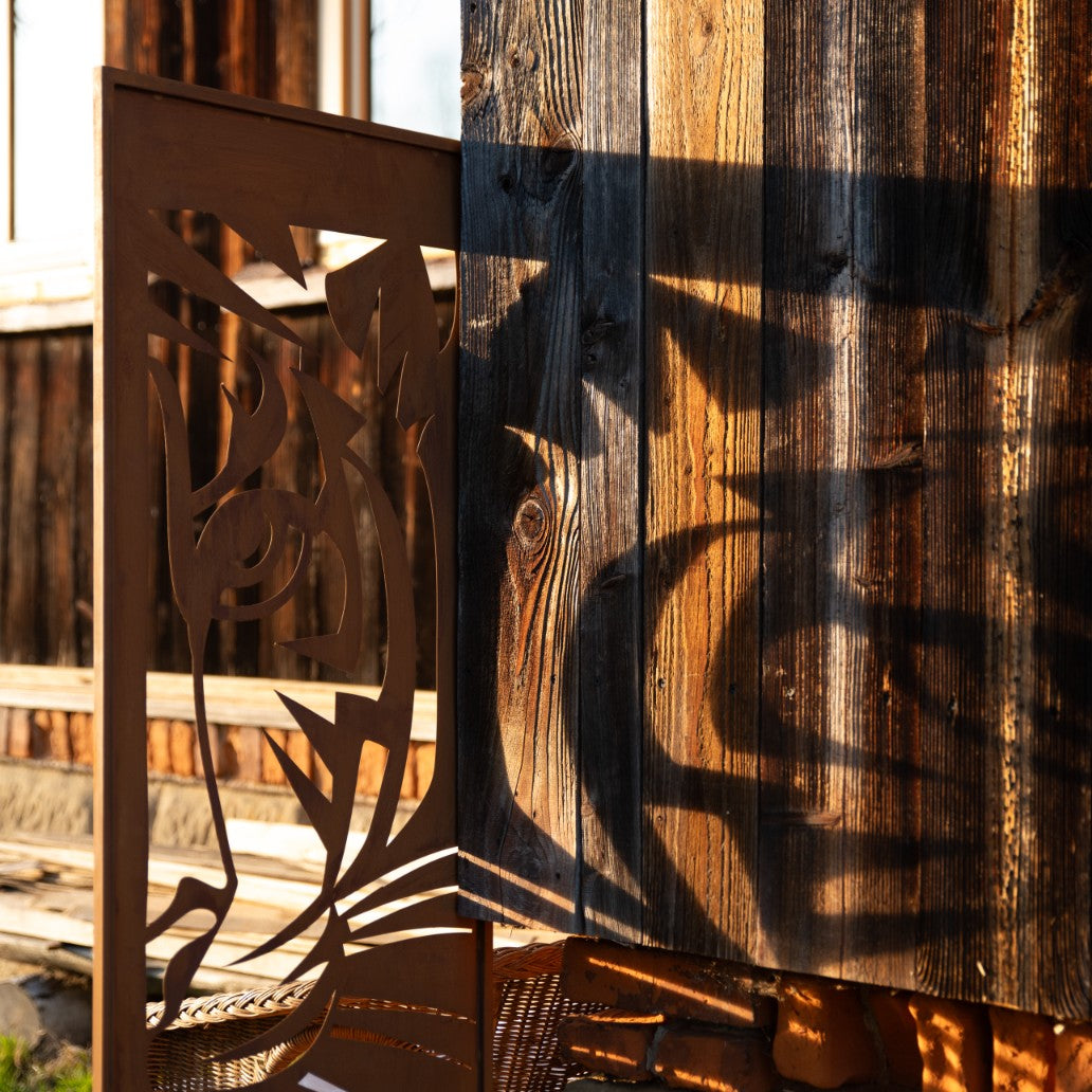 Sichtschutz Gartenpaneel Metall – Motiv Löwe, 160 × 50 cm