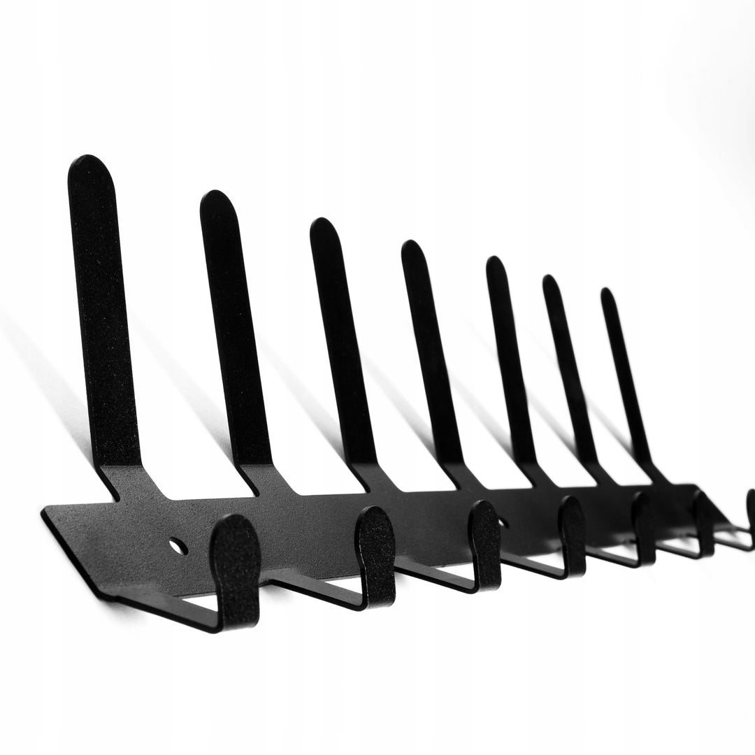 Wandgarderobe aus Metall – geschweißte Garderobenleiste