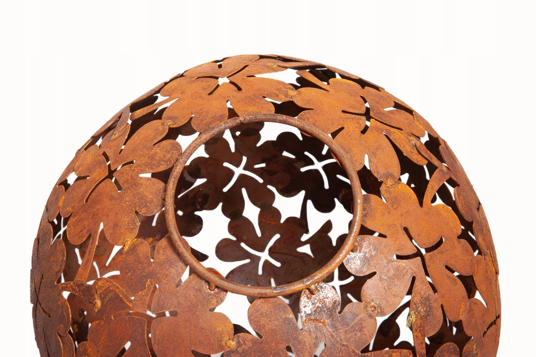 Gartenkugel "Kleeblatt" – Rost-Deko aus Stahl mit Kleeblatt-Ornament