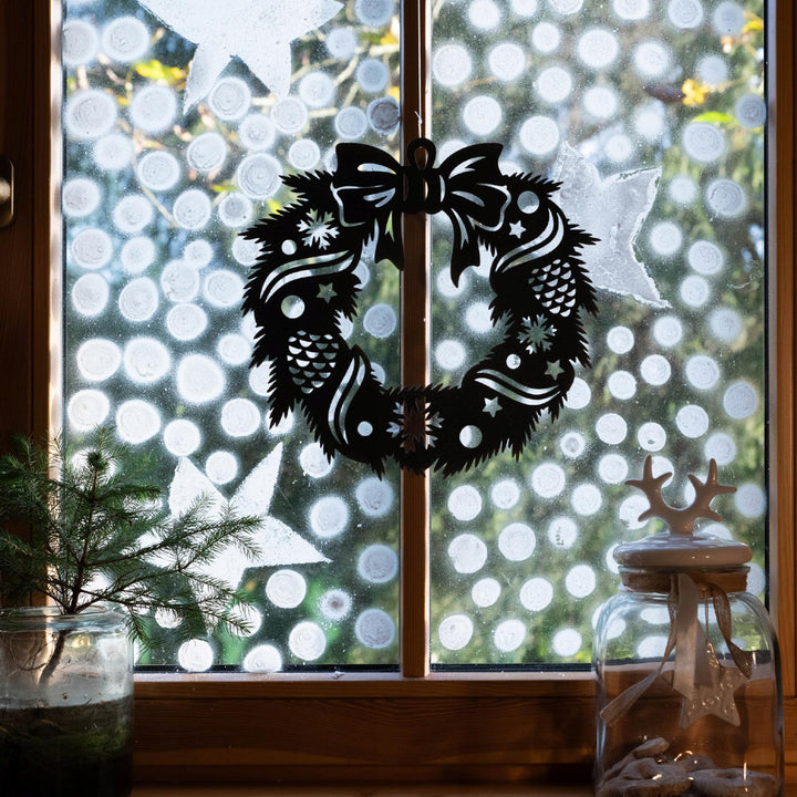 Dekorativer Weihnachtskranz – Metallkranz für Tür oder Fenster
