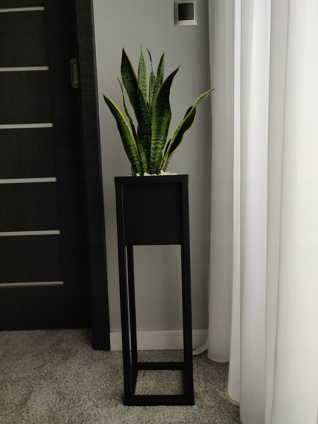 Pflanzständer aus Metall – moderner Blumentopfständer, 70 cm