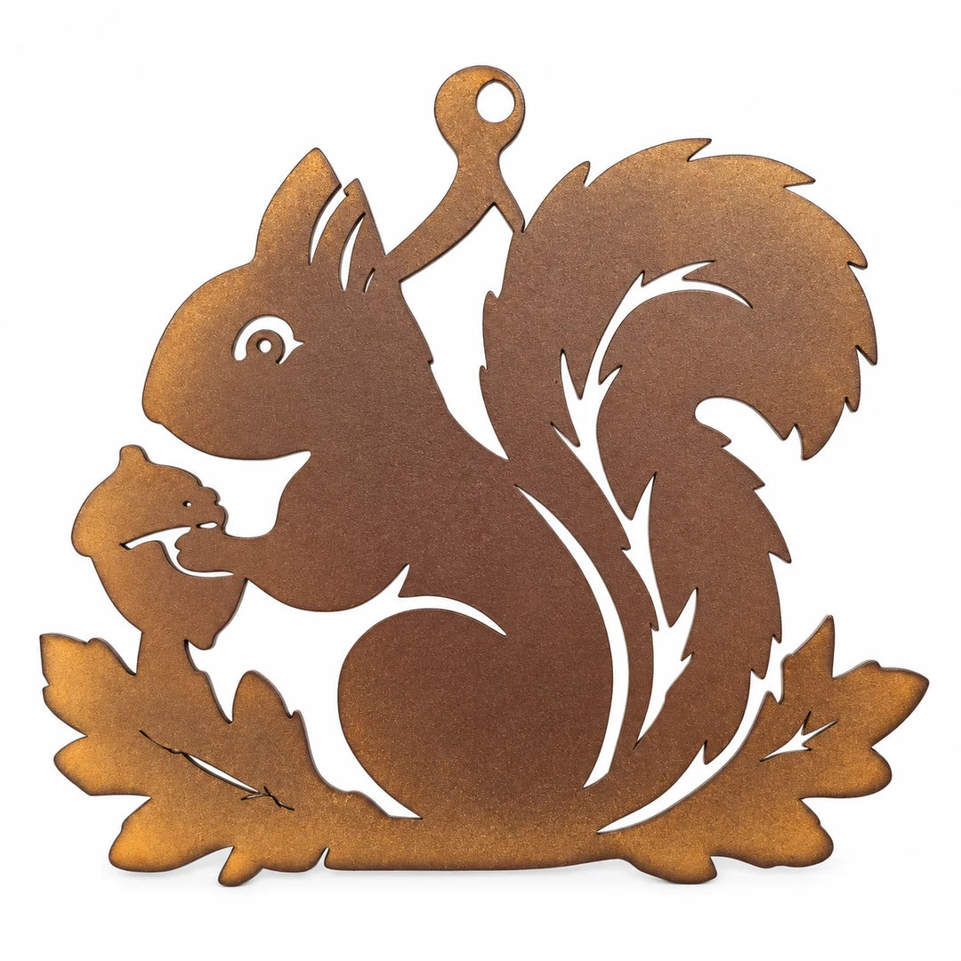 Metallanhänger EICHHÖRNCHEN MIT EICHEL – Wald- und Herbstdekoration